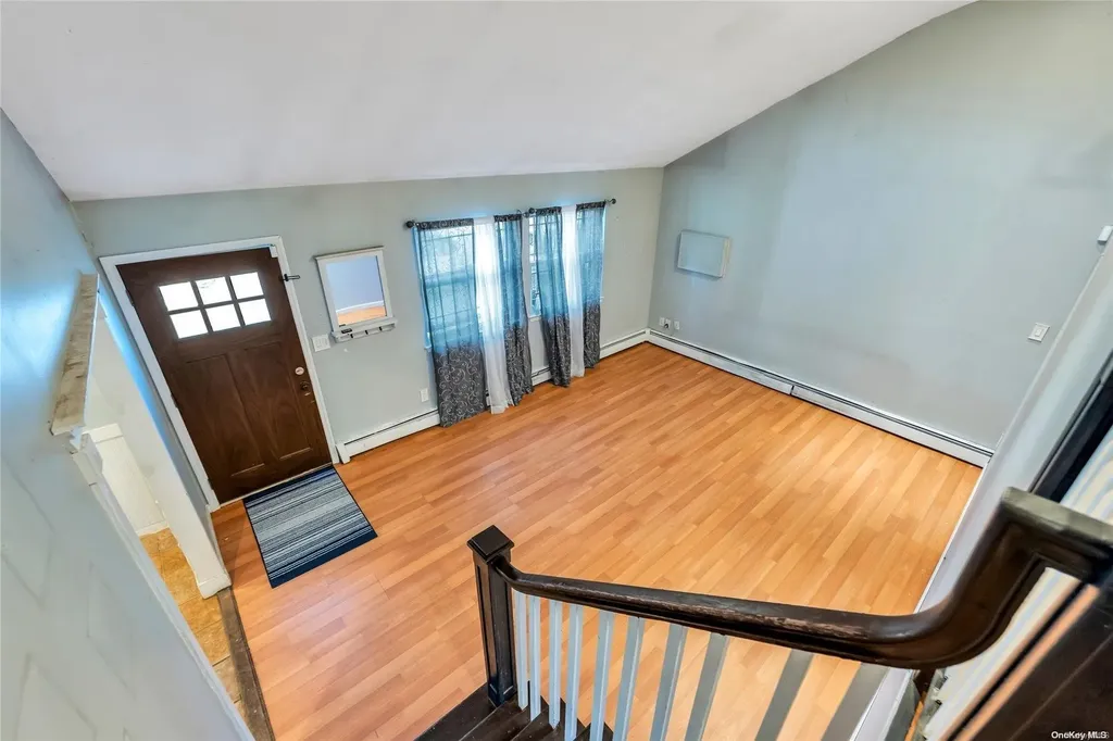 10 Eileen Court Coram NY 11727