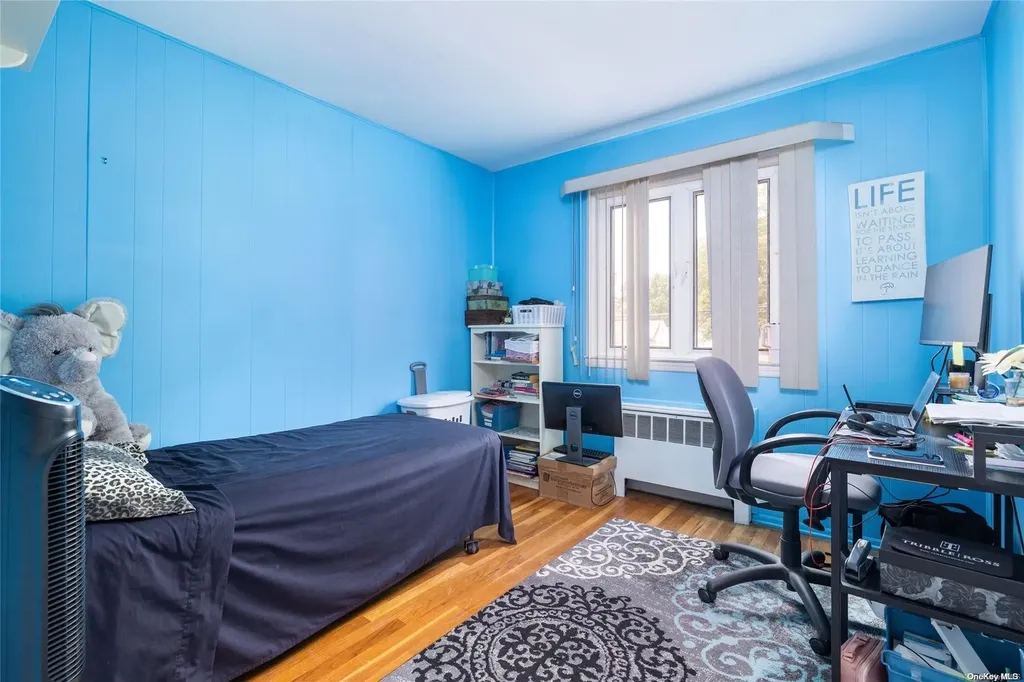 2181 Spruce Street Wantagh NY 11793