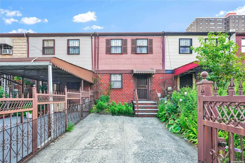 718 Cauldwell Avenue Bronx NY 10455