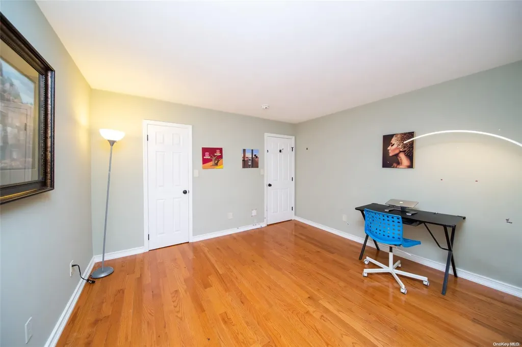 11 Pond View Jericho NY 11753