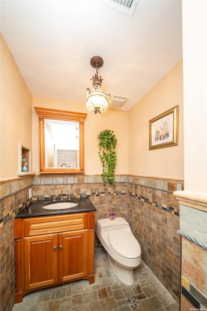 11 Pond View Jericho NY 11753