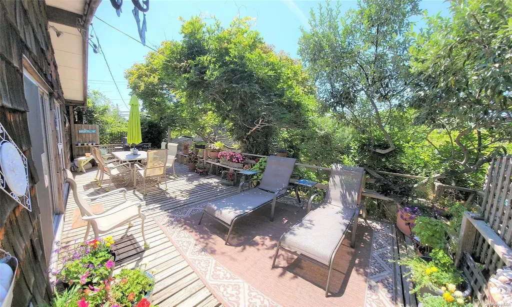 74 Elm Avenue Bay Shore NY 11706