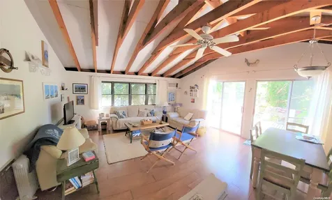 74 Elm Avenue Bay Shore NY 11706