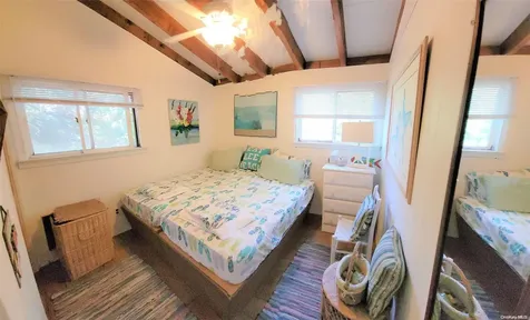 74 Elm Avenue Bay Shore NY 11706