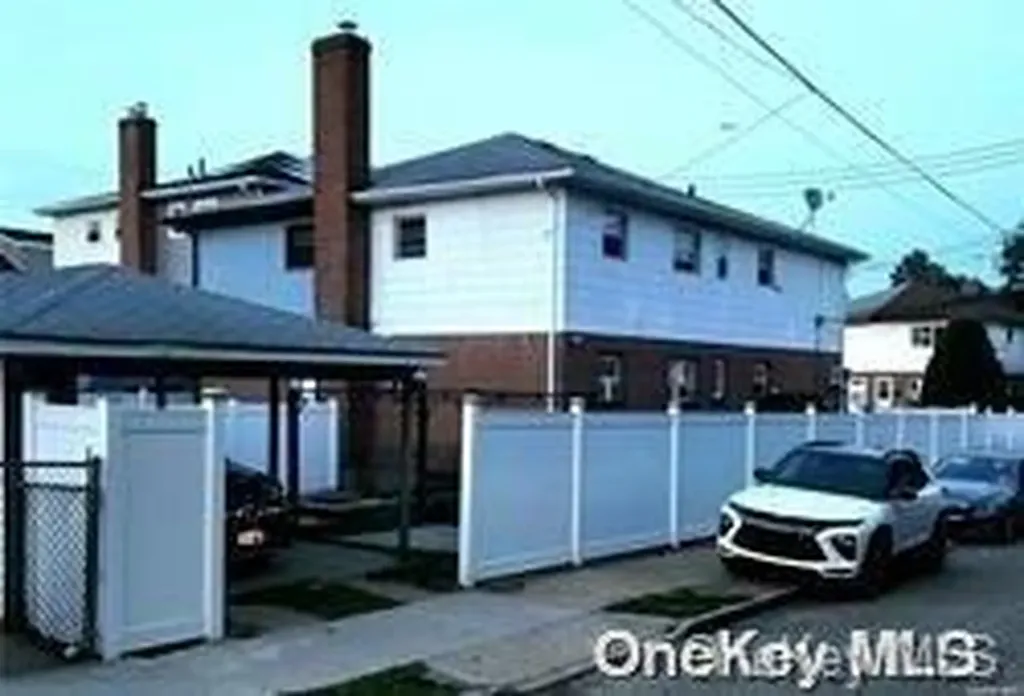 187-01 Ridgedale Street Springfield Gardens NY 11413