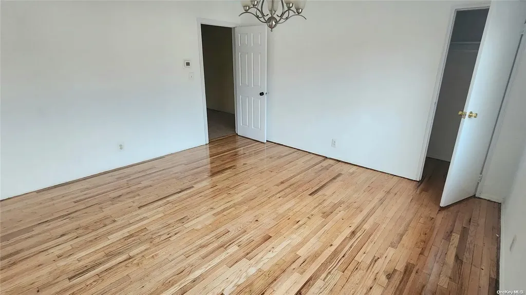 187-01 Ridgedale Street Springfield Gardens NY 11413
