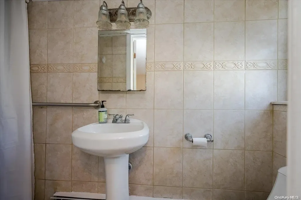 383 S Ocean Avenue Freeport NY 11520