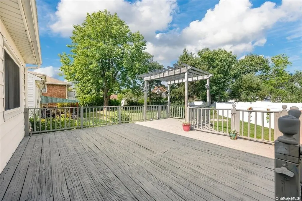 383 S Ocean Avenue Freeport NY 11520
