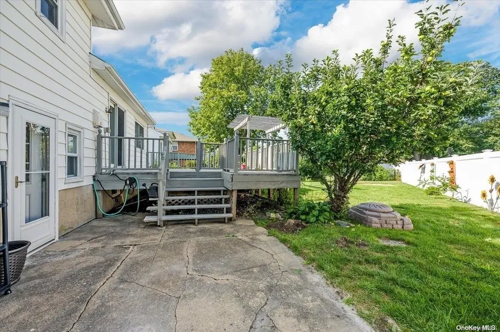 383 S Ocean Avenue Freeport NY 11520