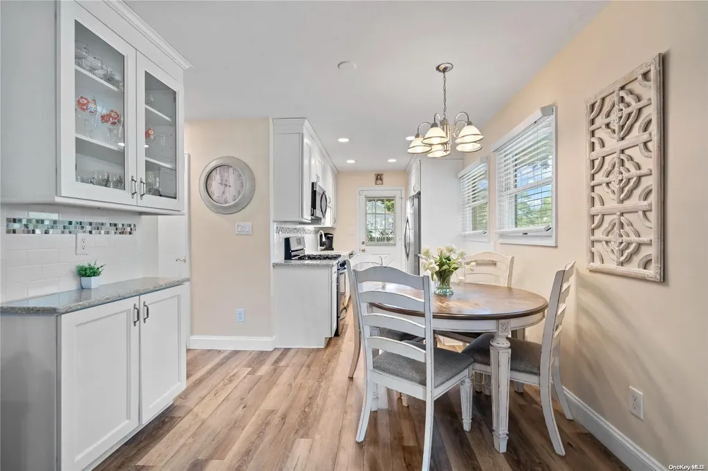 26 Genesee Drive Commack NY 11725