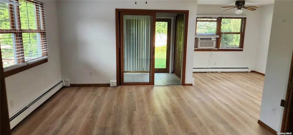 16 Links Road Smithtown NY 11787