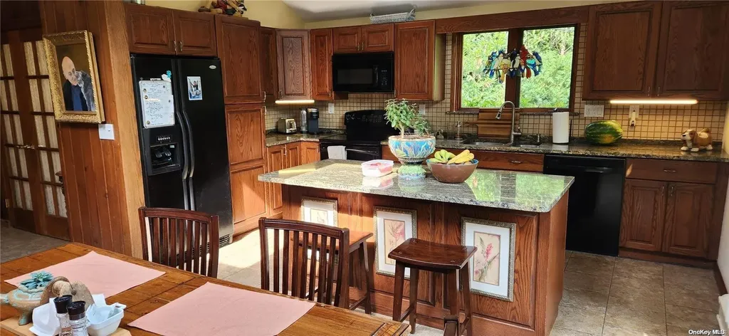 16 Links Road Smithtown NY 11787