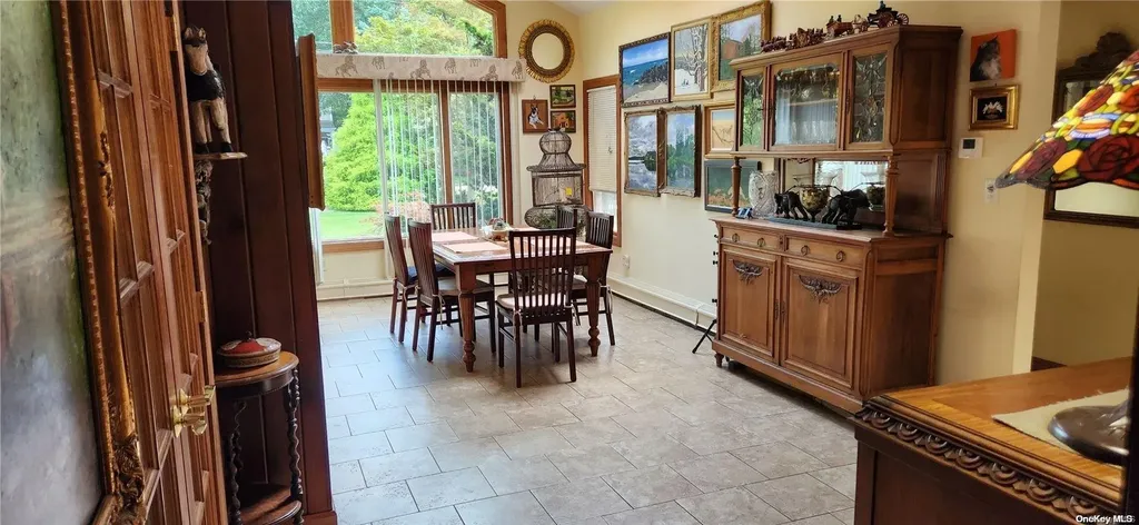 16 Links Road Smithtown NY 11787