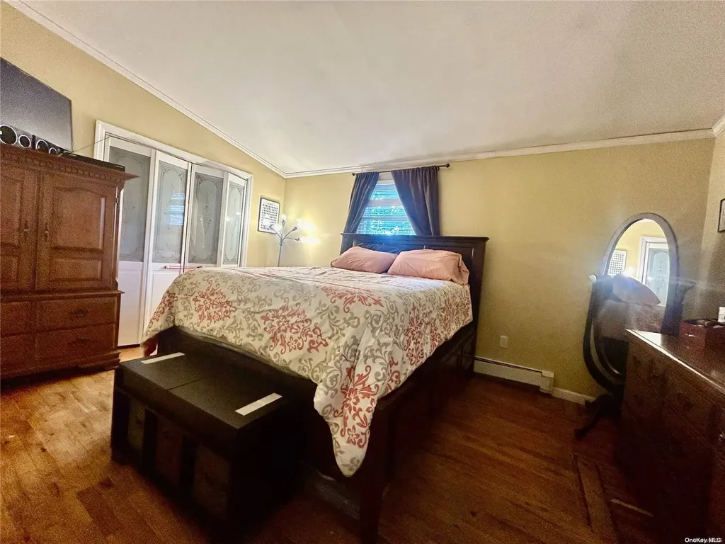 1176 Hyman Avenue Bay Shore NY 11706