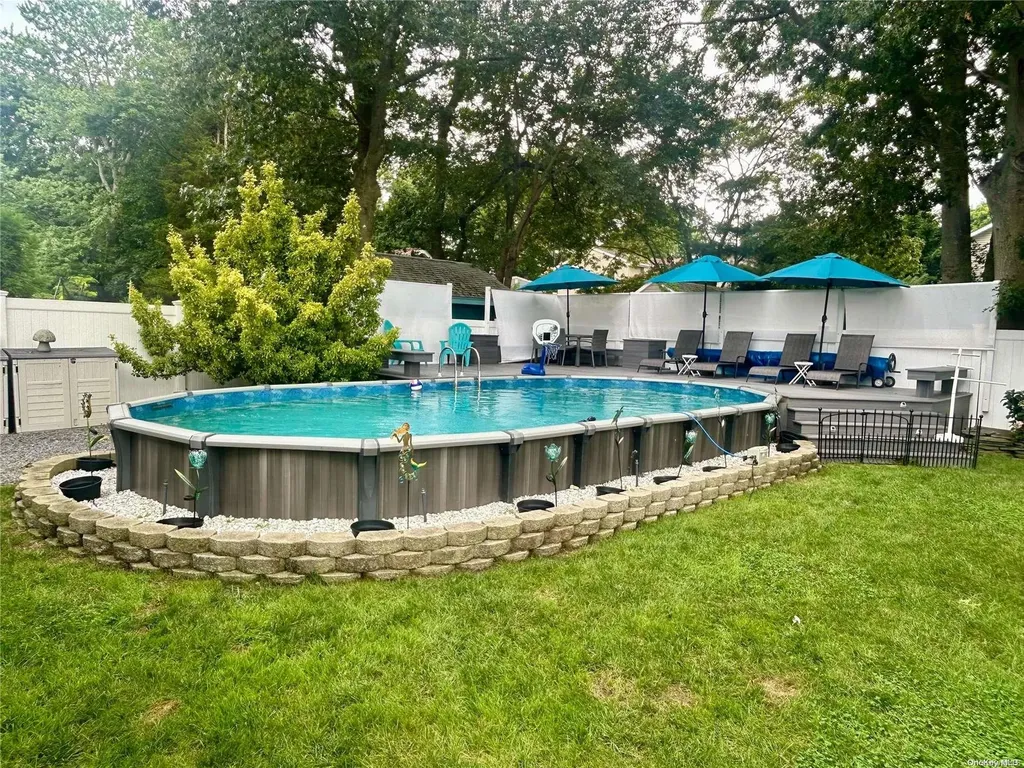 1176 Hyman Avenue Bay Shore NY 11706