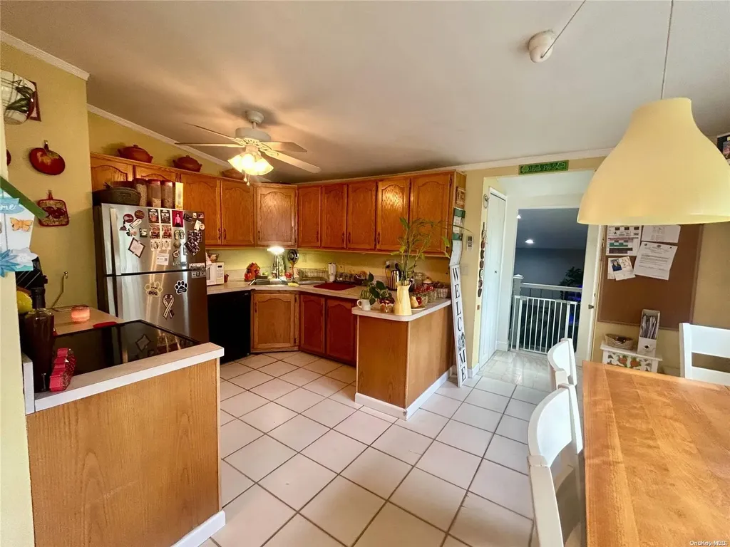 1176 Hyman Avenue Bay Shore NY 11706