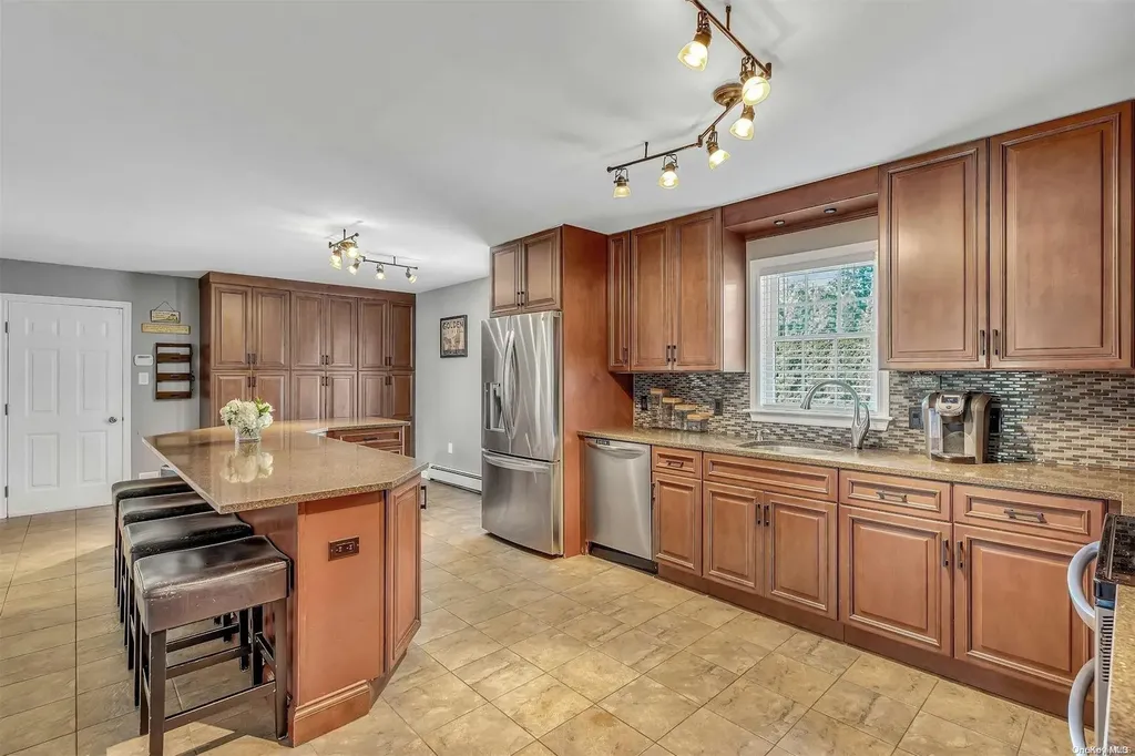 2 Box Tree Road East Quogue NY 11942