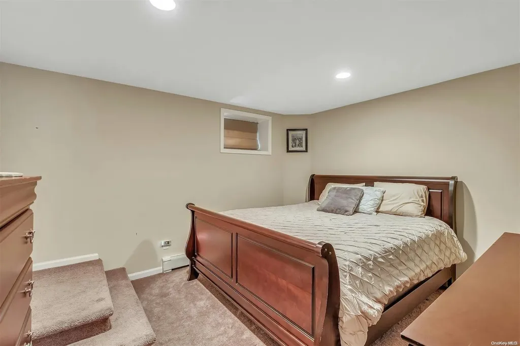 2 Box Tree Road East Quogue NY 11942