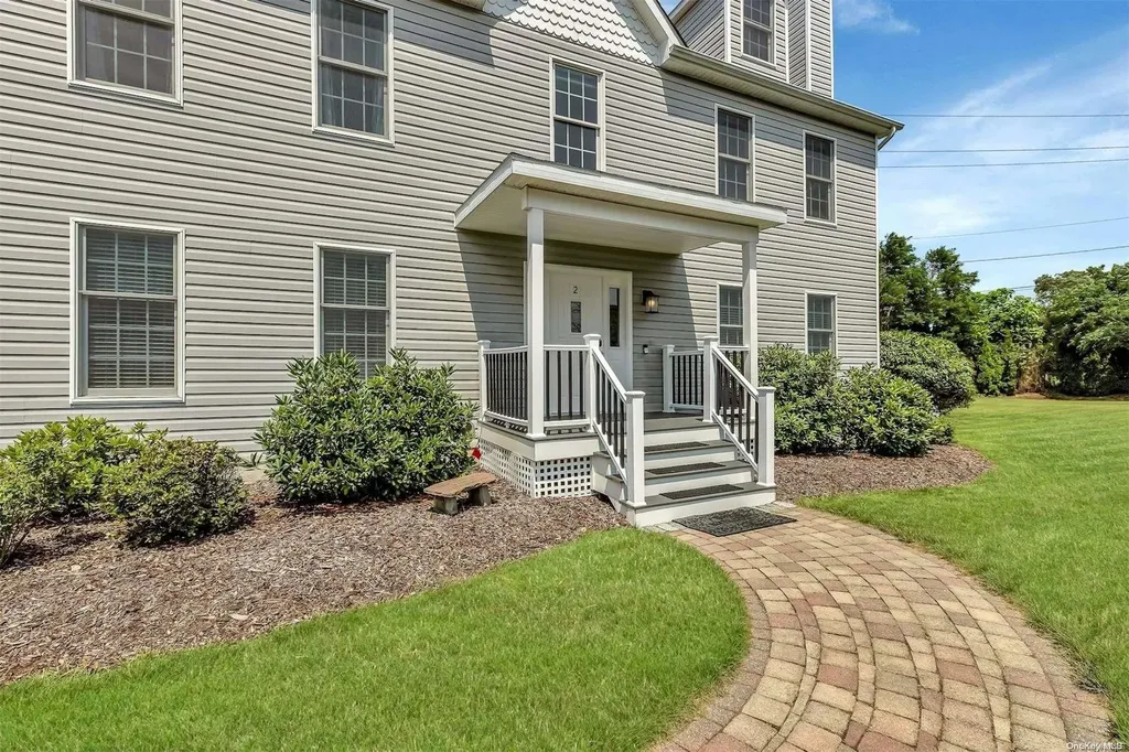 2 Box Tree Road East Quogue NY 11942