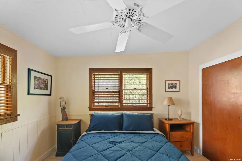 453 Denhoff Walk Ocean Beach NY 11770