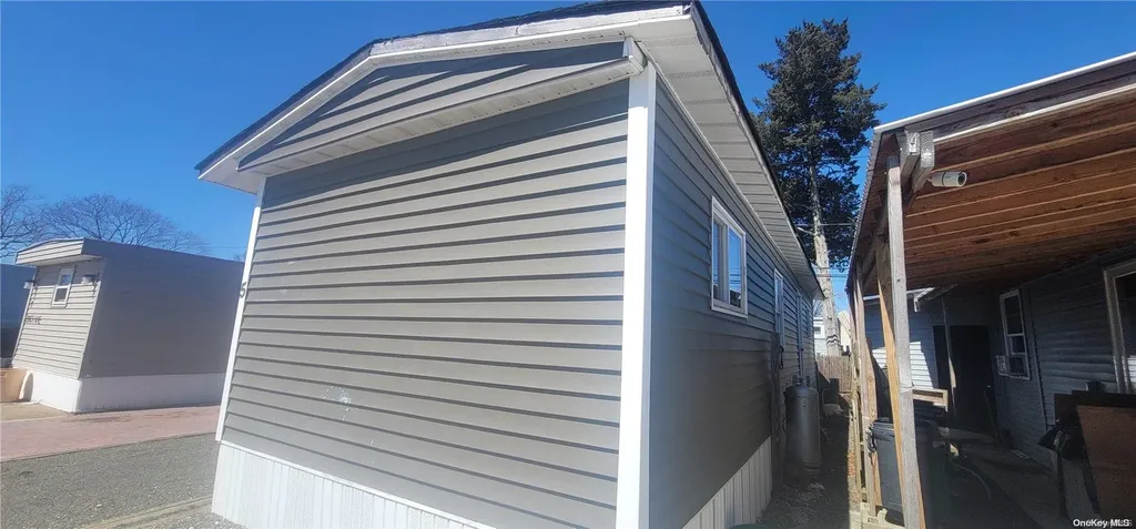 5 Birch Avenue Bay Shore NY 11706