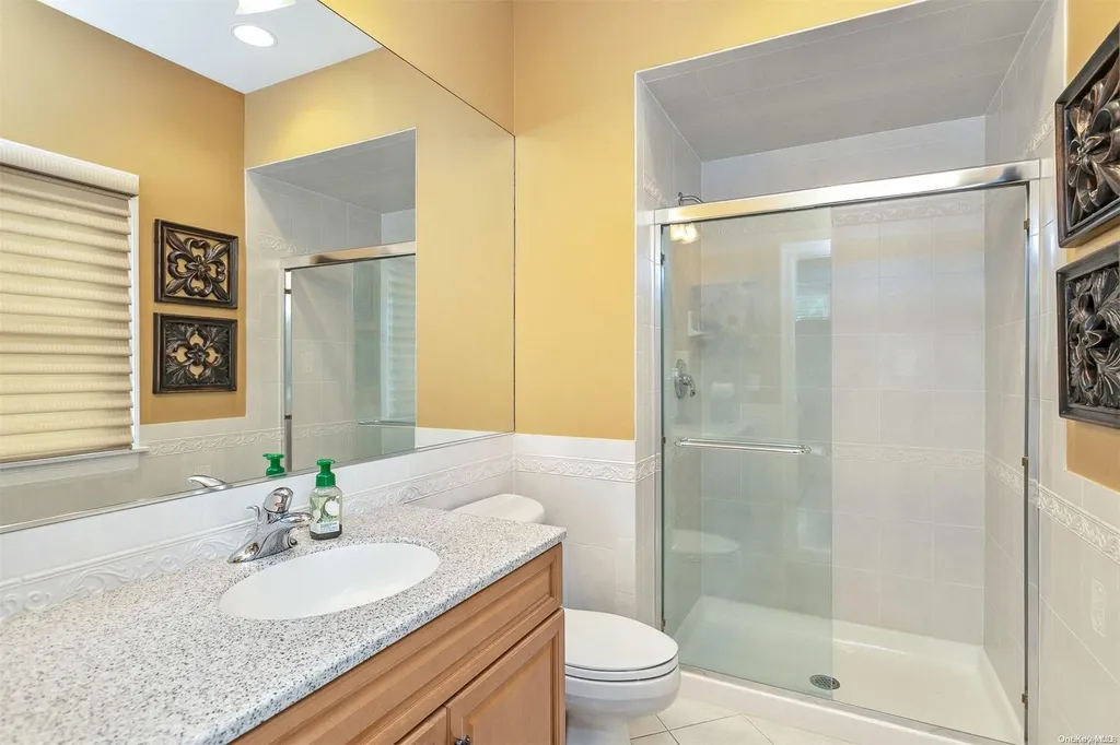 15 Eckernkamp Drive Smithtown NY 11787