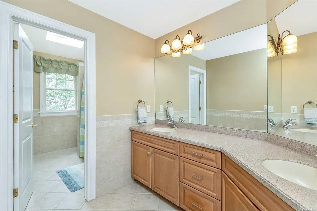 15 Eckernkamp Drive Smithtown NY 11787