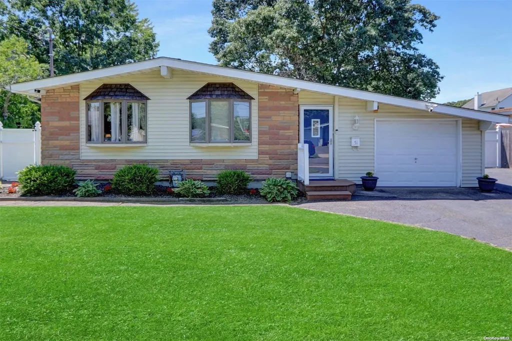 51 Sunset Drive Centereach NY 11720