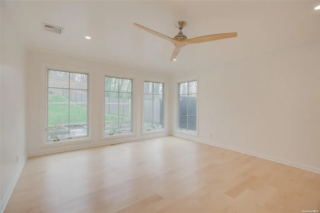80 Hollow Road Stony Brook NY 11790