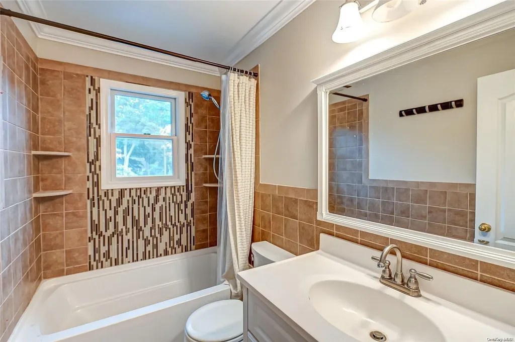 9 Lancaster Avenue Nesconset NY 11767