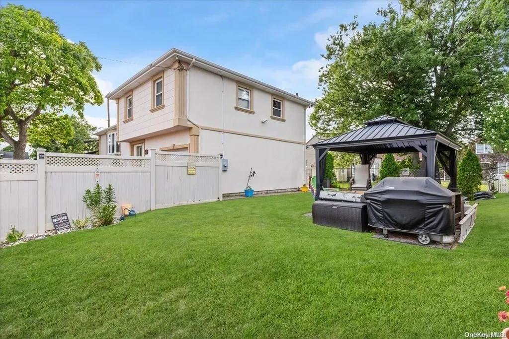 1093 Van Buren Place Baldwin NY 11510
