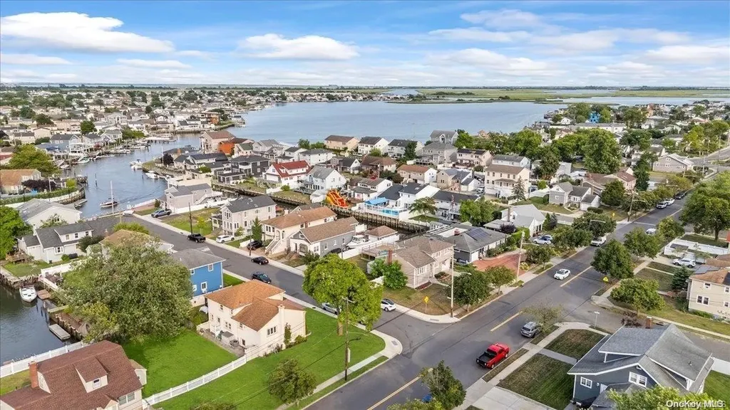 1093 Van Buren Place Baldwin NY 11510