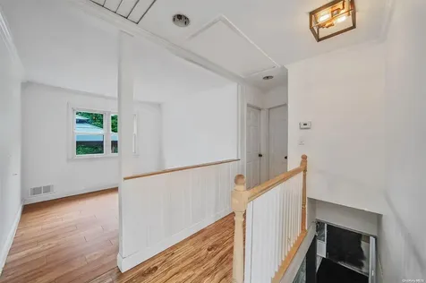 22 Norwalk Lane Selden NY 11784