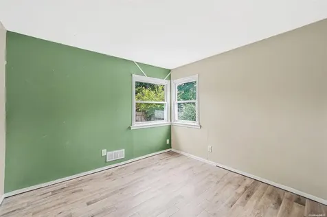 22 Norwalk Lane Selden NY 11784