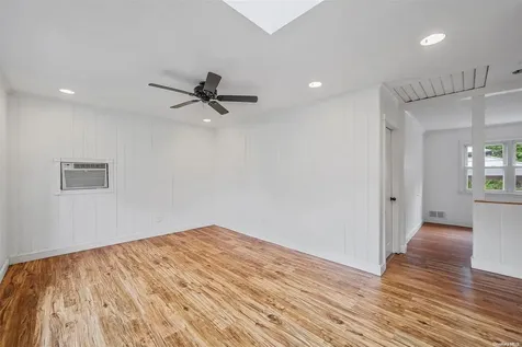 22 Norwalk Lane Selden NY 11784