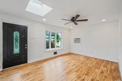 22 Norwalk Lane Selden NY 11784