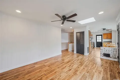 22 Norwalk Lane Selden NY 11784