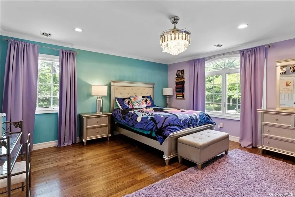2 Susan Lane Dix Hills NY 11746