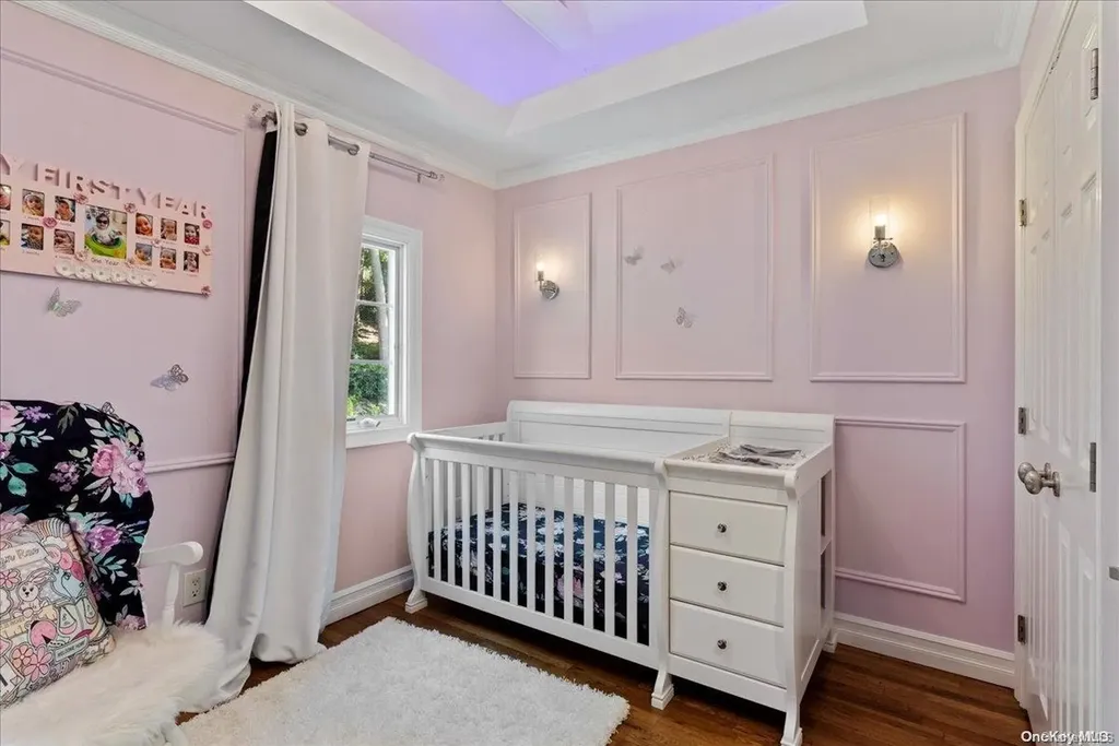 2 Susan Lane Dix Hills NY 11746