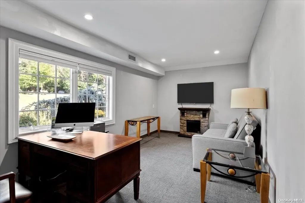 2 Susan Lane Dix Hills NY 11746