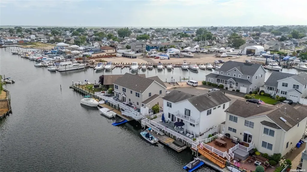 267 Gordon Place Freeport NY 11520