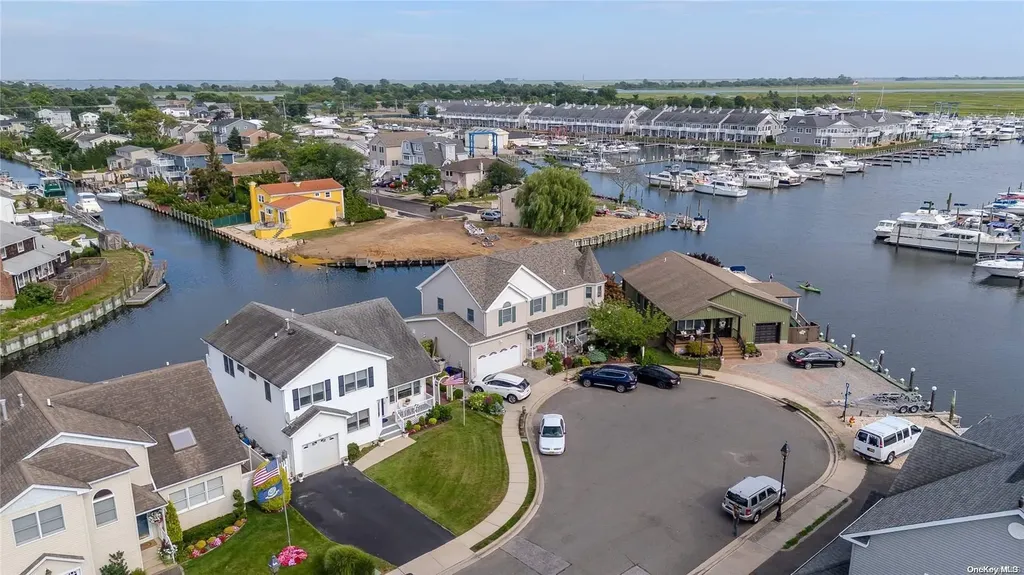 267 Gordon Place Freeport NY 11520