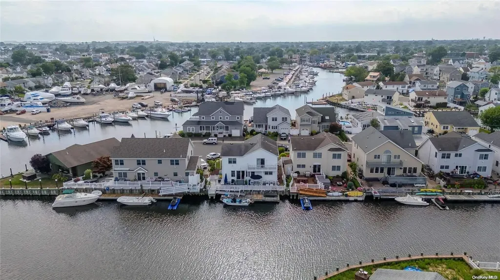 267 Gordon Place Freeport NY 11520