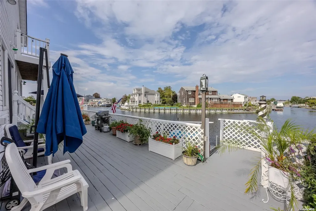 267 Gordon Place Freeport NY 11520