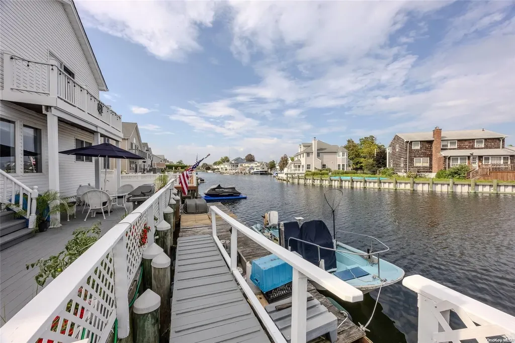 267 Gordon Place Freeport NY 11520
