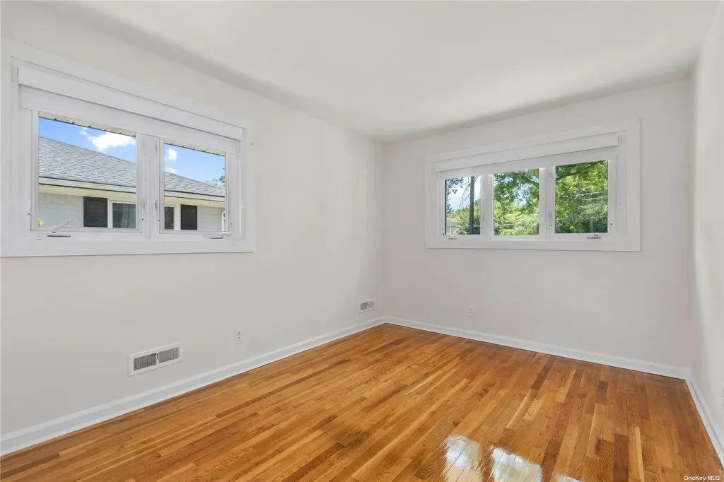 70 Central Park Road Plainview NY 11803