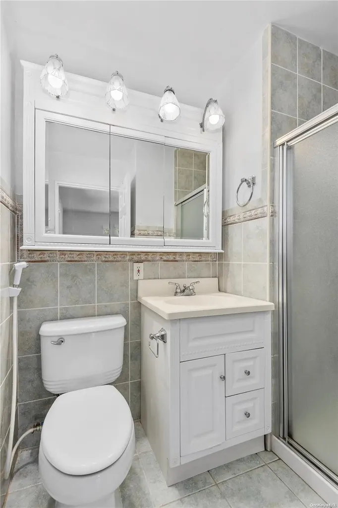 70 Central Park Road Plainview NY 11803