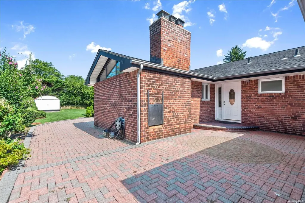 70 Central Park Road Plainview NY 11803