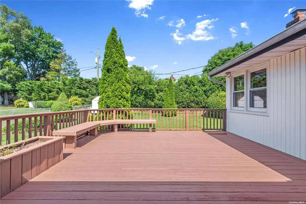 70 Central Park Road Plainview NY 11803
