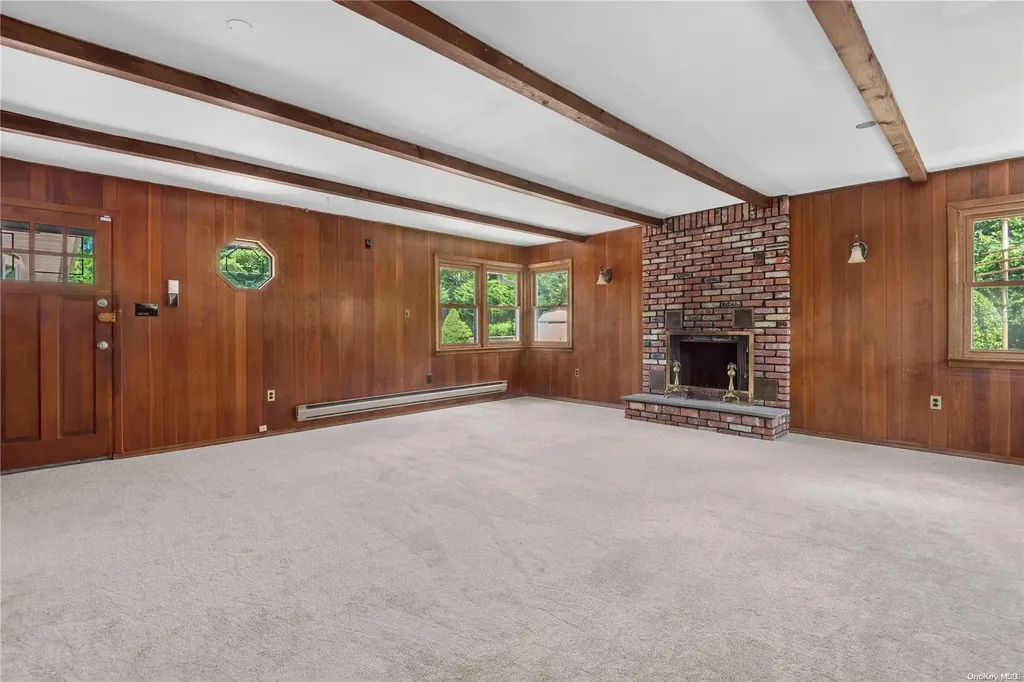 70 Central Park Road Plainview NY 11803